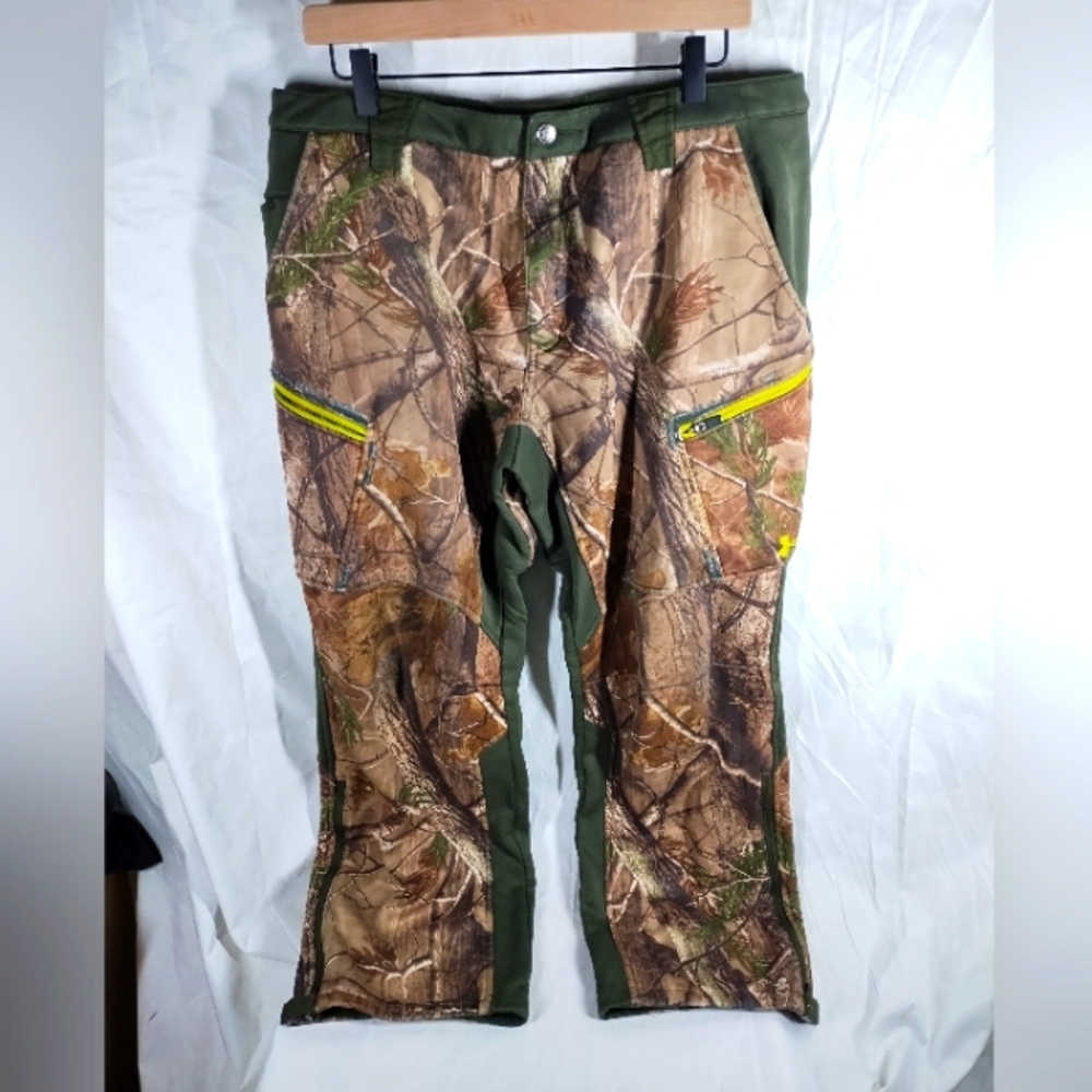 Under Armour Camouflage Outdoor Men Pants Size 36, Scent Control